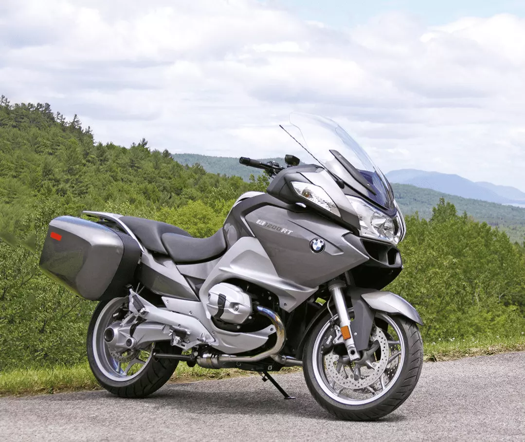 Alquilar moto Turismo